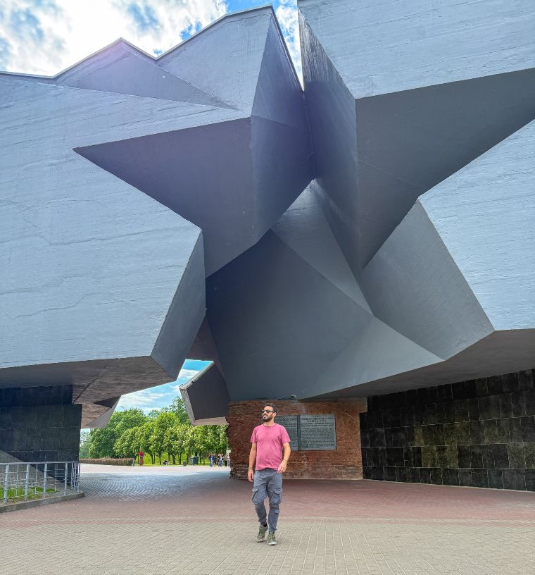 Entrada a la Fortaleza de Brest