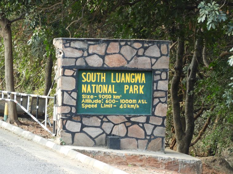 Entrada Parque Nacional South Luangwa