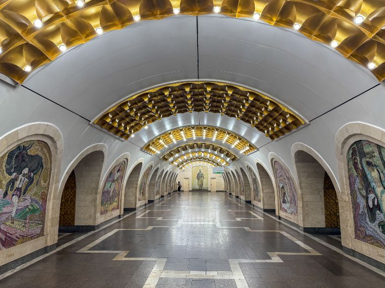 Metro de Bakú