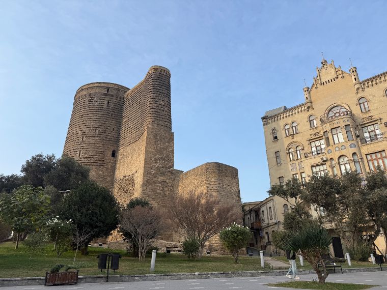 Torre de la Doncella de Bakú