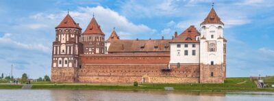 Visita al Castillo de Mir
